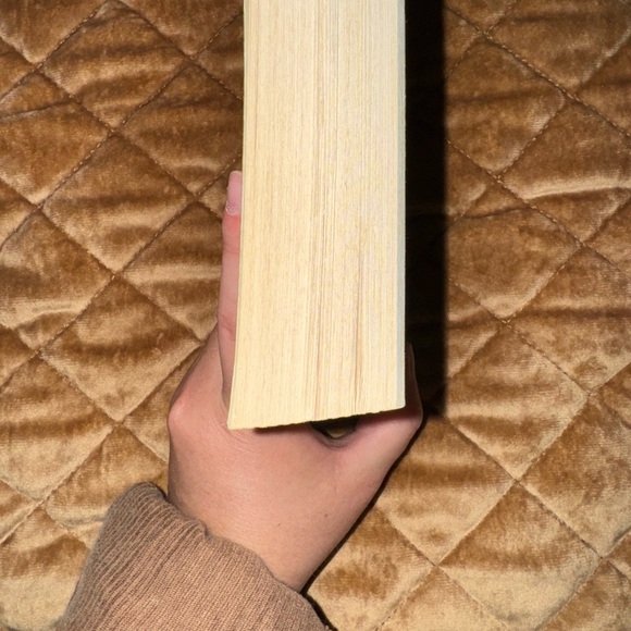 Crown of Midnight OOP paperback - Picture 3 of 7